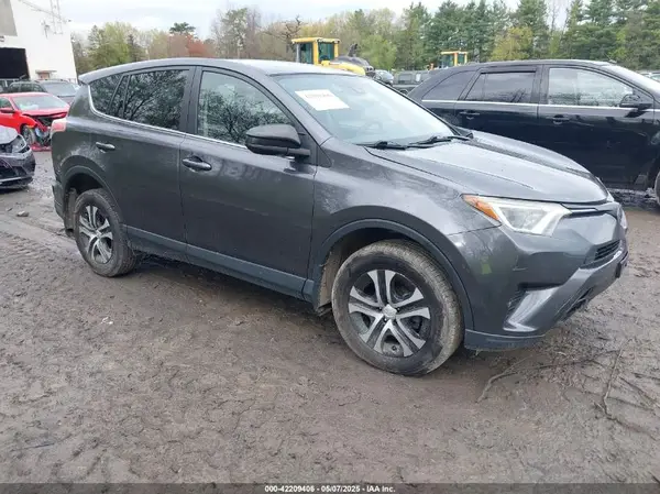 JTMBFREV0HJ171160 2017 TOYOTA RAV 4 - Image 1