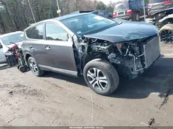 JTMBFREV0JJ226776 2018 TOYOTA RAV 4