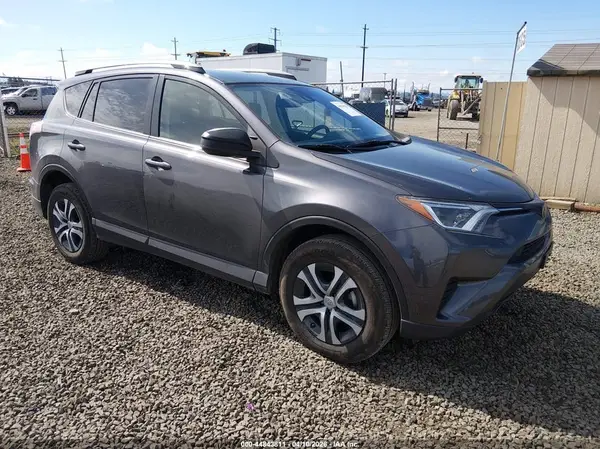 JTMBFREV0JJ731751 2018 TOYOTA RAV 4 - Image 1