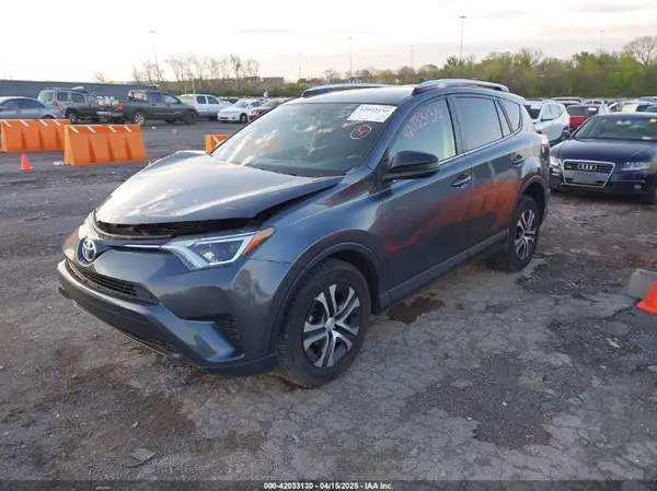 JTMBFREV1GD187414 2016 TOYOTA RAV 4 - Image 2