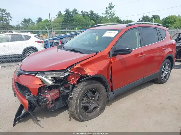 JTMBFREV1GJ054864 2016 TOYOTA RAV 4 - Image 2