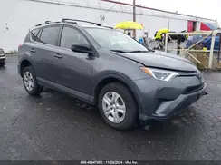 JTMBFREV1HJ108827 2017 TOYOTA RAV 4