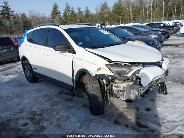 JTMBFREV1HJ146865 2017 TOYOTA RAV 4 - Image 1