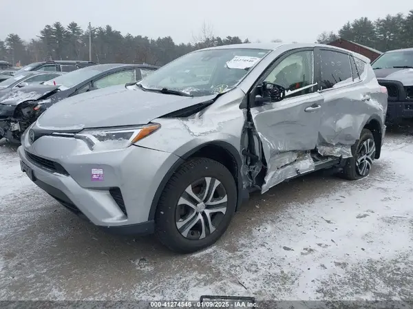 JTMBFREV1JJ212790 2018 TOYOTA RAV 4 - Image 2