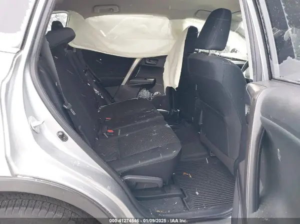 JTMBFREV1JJ212790 2018 TOYOTA RAV 4 - Image 8