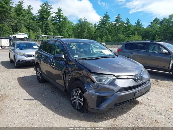 JTMBFREV1JJ226169 2018 TOYOTA RAV 4 - Image 1