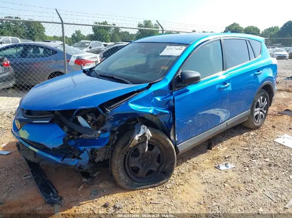 JTMBFREV1JJ719673 2018 TOYOTA RAV 4 - Image 2