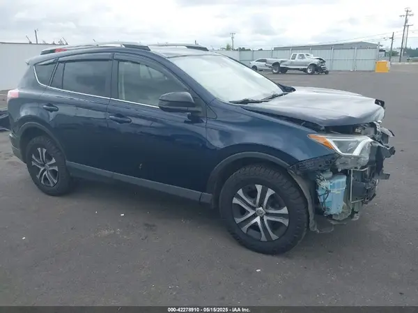 JTMBFREV1JJ721505 2018 TOYOTA RAV 4 - Image 1