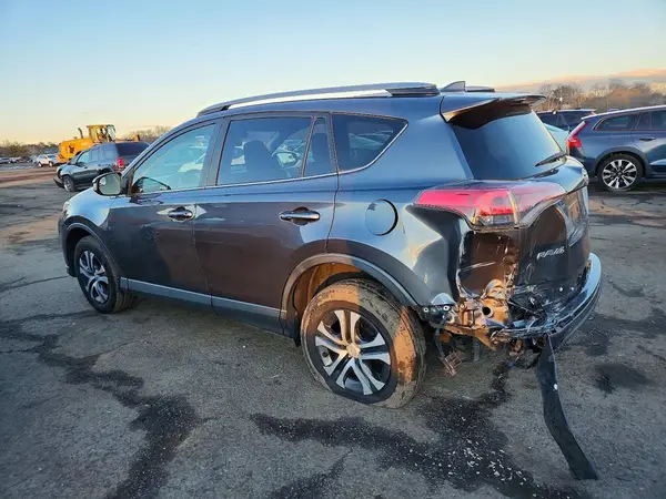 JTMBFREV2HD201421 2017 TOYOTA RAV 4 - Image 2