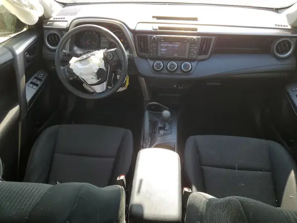 JTMBFREV2HD204335 2017 TOYOTA RAV 4 - Image 8