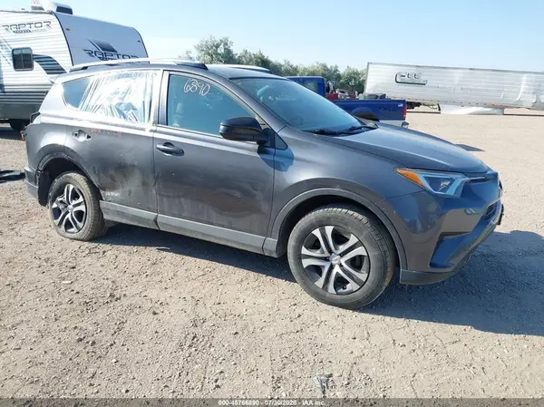 JTMBFREV2HJ120436 2017 TOYOTA RAV 4 - Image 1