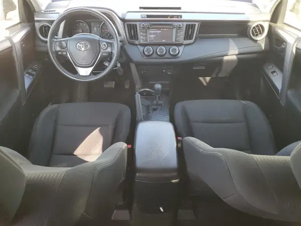 JTMBFREV2HJ146566 2017 TOYOTA RAV 4 - Image 8