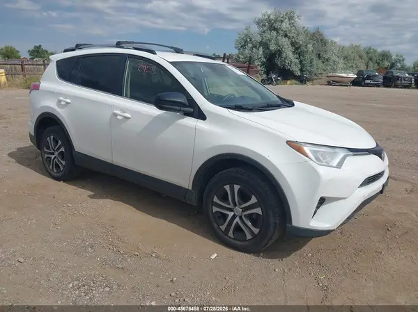 JTMBFREV2HJ705422 2017 TOYOTA RAV 4 - Image 1