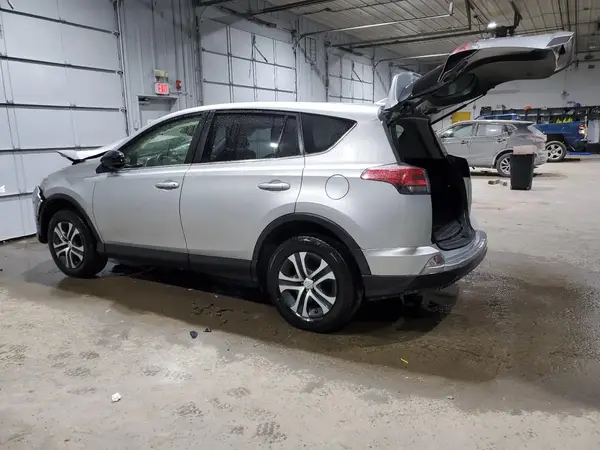 JTMBFREV2JJ244535 2018 TOYOTA RAV 4 - Image 2