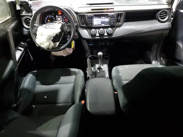 JTMBFREV2JJ244535 2018 TOYOTA RAV 4 - Image 8