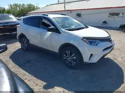 JTMBFREV2JJ745747 2018 TOYOTA RAV 4