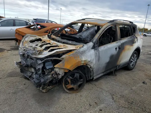 JTMBFREV3GJ083427 2016 TOYOTA RAV 4 - Image 1