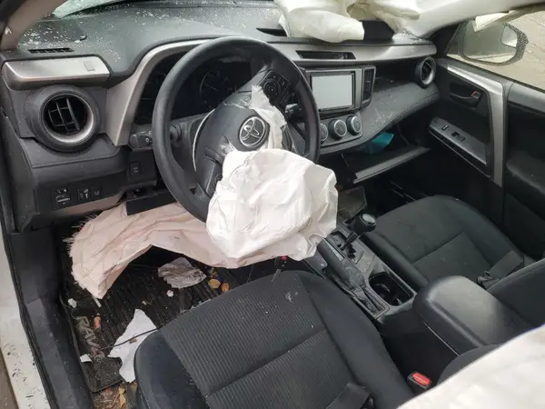 JTMBFREV3HJ106299 2017 TOYOTA RAV 4 - Image 8