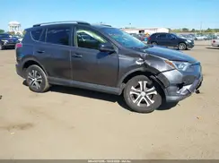 JTMBFREV3HJ123040 2017 TOYOTA RAV 4