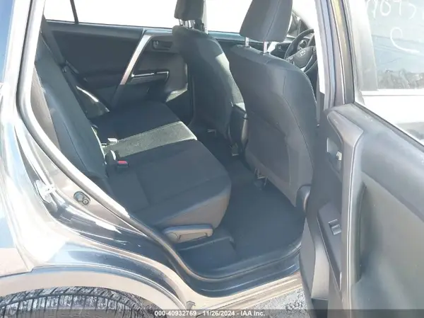 JTMBFREV3HJ145121 2017 TOYOTA RAV 4 - Image 8