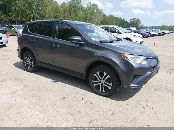JTMBFREV3HJ710497 2017 TOYOTA RAV 4 - Image 1