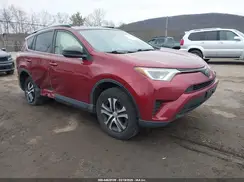 JTMBFREV3JD239195 2018 TOYOTA RAV 4
