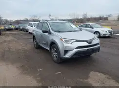 JTMBFREV3JJ222480 2018 TOYOTA RAV 4