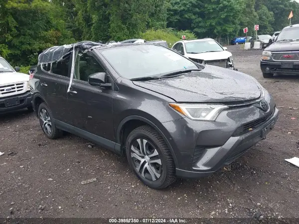 JTMBFREV3JJ225685 2018 TOYOTA RAV 4 - Image 1