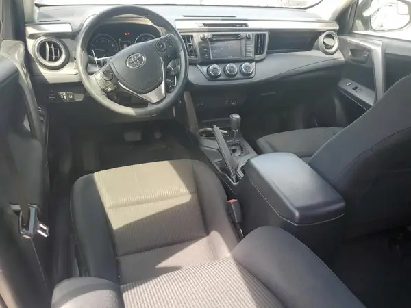 JTMBFREV3JJ236153 2018 TOYOTA RAV 4 - Image 8