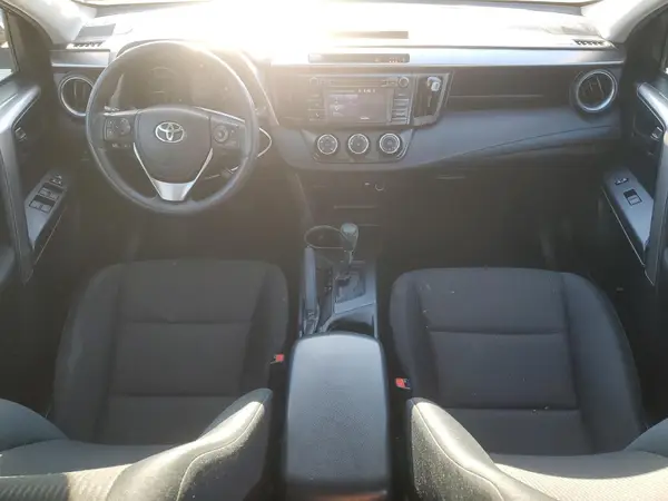 JTMBFREV3JJ242616 2018 TOYOTA RAV 4 - Image 8
