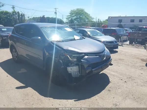 JTMBFREV3JJ248934 2018 TOYOTA RAV 4 - Image 1
