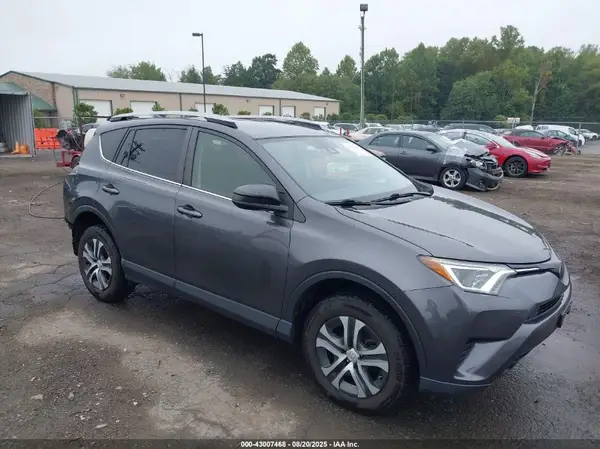 JTMBFREV3JJ730416 2018 TOYOTA RAV 4 - Image 1