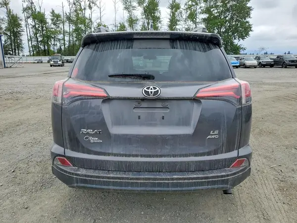 2018 TOYOTA RAV 4 auction photo 6