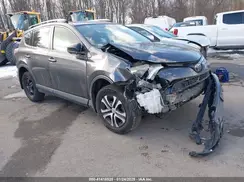 JTMBFREV3JJ743702 2018 TOYOTA RAV 4