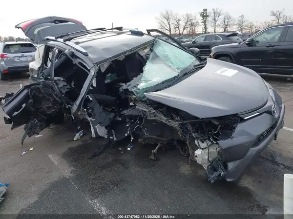 JTMBFREV4GJ058004 2016 TOYOTA RAV 4 - Image 1