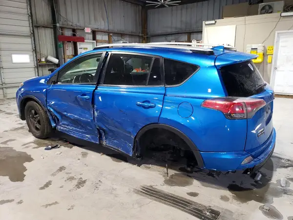 JTMBFREV4GJ082139 2016 TOYOTA RAV 4 - Image 2
