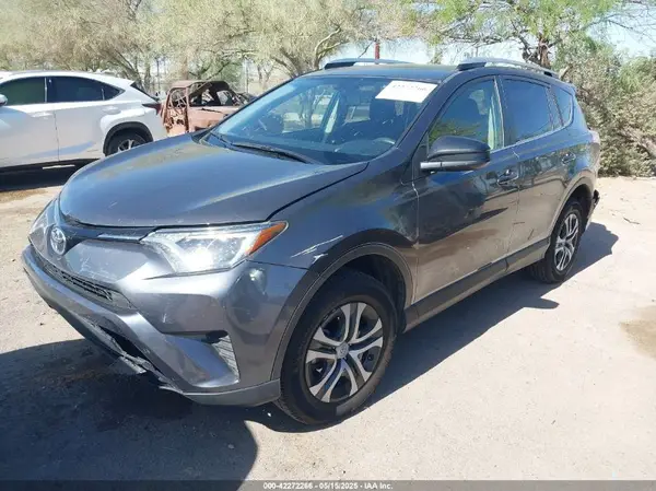 JTMBFREV4GJ102521 2016 TOYOTA RAV 4 - Image 2