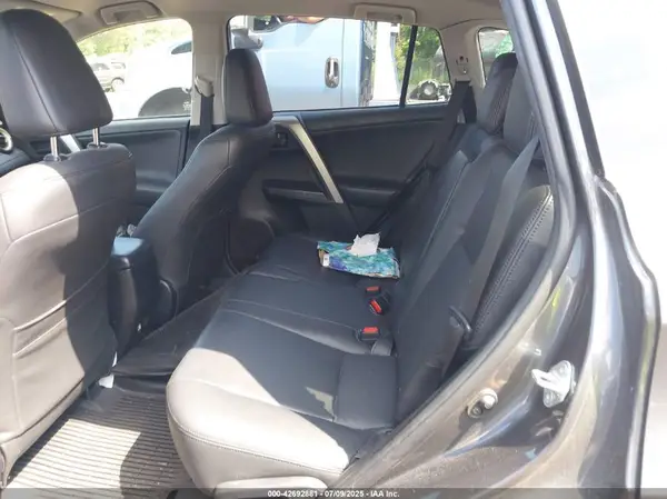 JTMBFREV4HD201422 2017 TOYOTA RAV 4 - Image 8