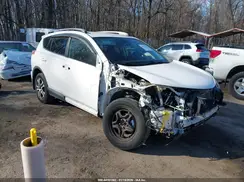 JTMBFREV4HJ111964 2017 TOYOTA RAV 4
