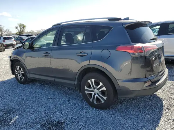 JTMBFREV4HJ160923 2017 TOYOTA RAV 4 - Image 2