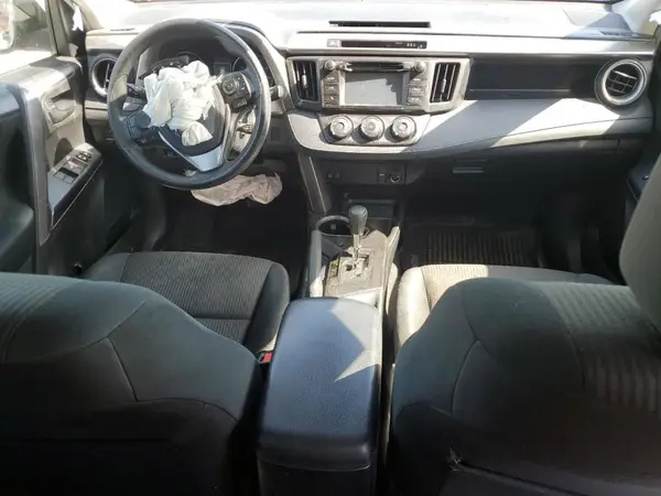 JTMBFREV4HJ160923 2017 TOYOTA RAV 4 - Image 8