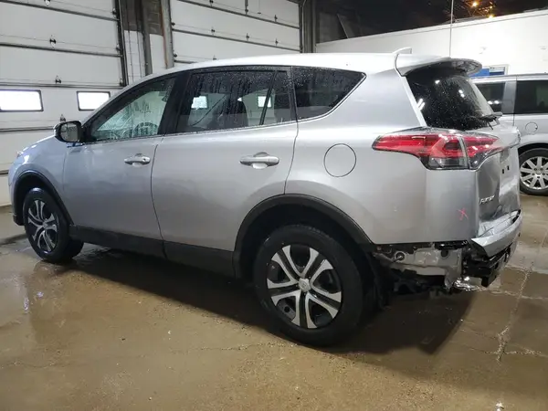 JTMBFREV4JD242882 2018 TOYOTA RAV 4 - Image 2