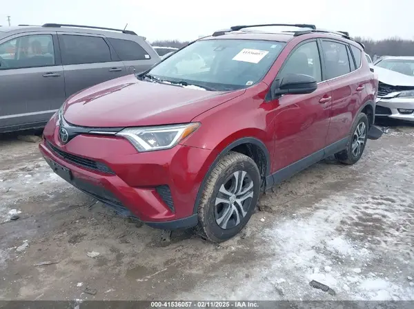 JTMBFREV4JD255597 2018 TOYOTA RAV 4 - Image 2