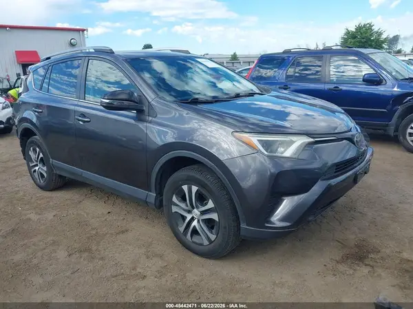 JTMBFREV4JJ175749 2018 TOYOTA RAV 4 - Image 1
