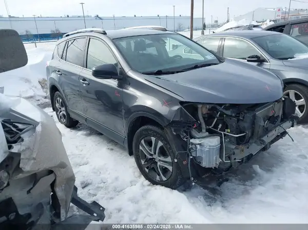 JTMBFREV5HJ123363 2017 TOYOTA RAV 4 - Image 1
