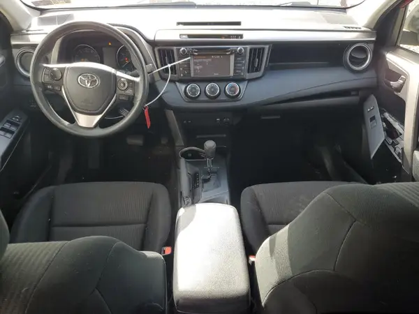 JTMBFREV5HJ159621 2017 TOYOTA RAV 4 - Image 8