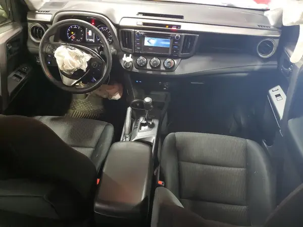 JTMBFREV5HJ159716 2017 TOYOTA RAV 4 - Image 8