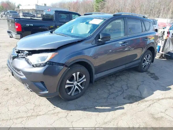 JTMBFREV5HJ160803 2017 TOYOTA RAV 4 - Image 2