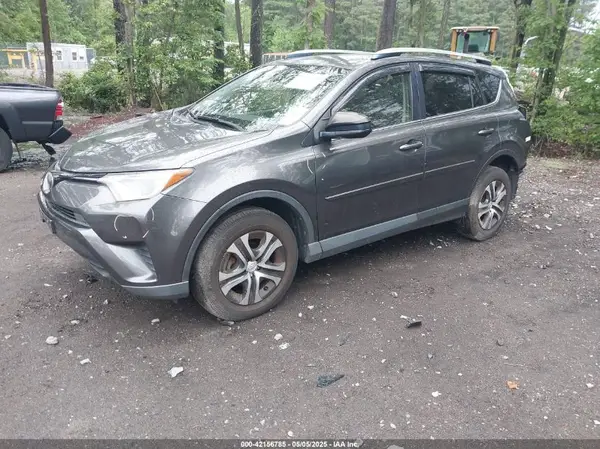 JTMBFREV5HJ700778 2017 TOYOTA RAV 4 - Image 2
