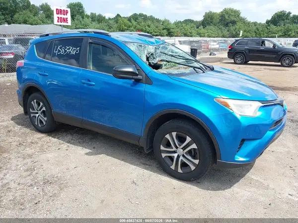 JTMBFREV5HJ704541 2017 TOYOTA RAV 4 - Image 1